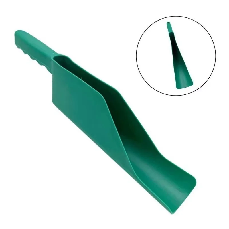 kf-Sf842aa88449a47a1932a789cfa521777c-Getter-scoop כף גינון רב-שימושית - כלי מקצועי לאיסוף עלים ופסולת גן בנפח גדול